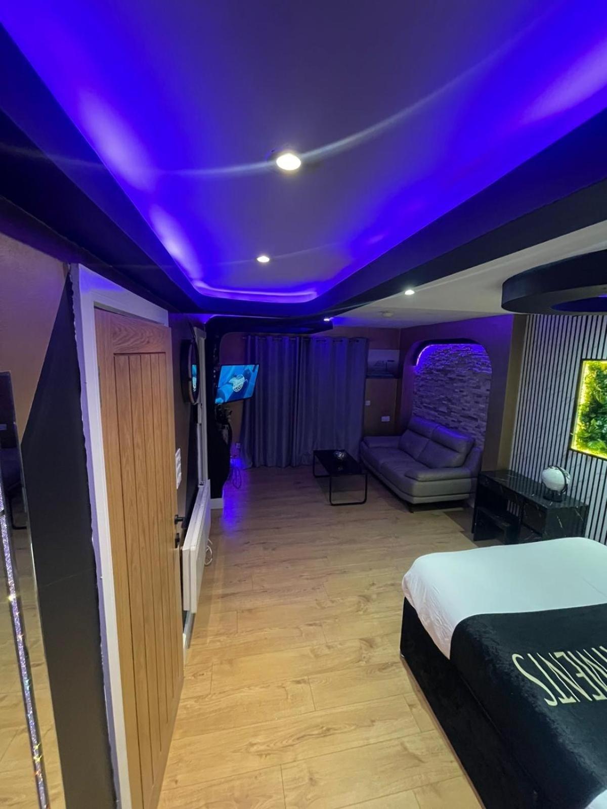 Livit Serviced * Bradford (West Yorkshire)